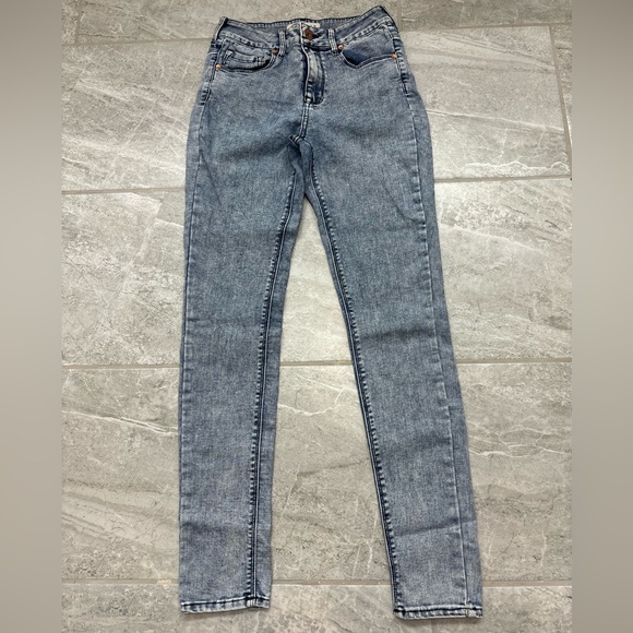 Bullhead Jeans | Size 5 - Picture 1 of 4